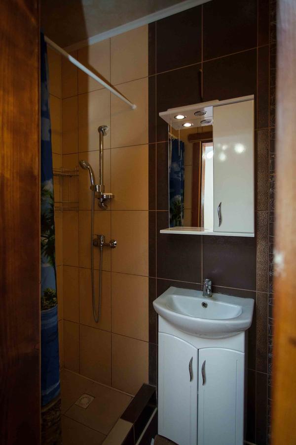 Hotel Lisoviy Zatyshok, Z Vidkrutum Litnim Baseynom Slavske Exterior foto